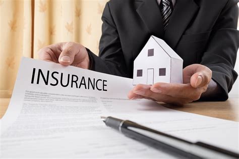 Your Complete Guide to Homeowners Insurance Deductibles