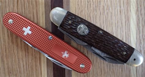 Collecting the Model 1961 Soldier Knife, Part 3: Scout Pattern Knives ...