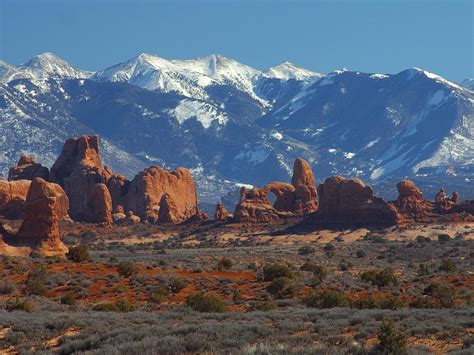 File:Garden Of Eden In Arches National Park 001.jpg - The Work of God's Children