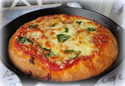 The English Kitchen: Easy Deep Dish Pizza Dough