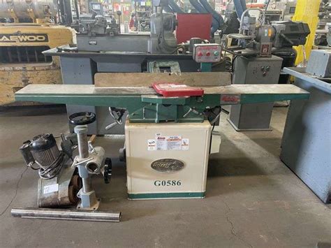 GRIZZLY 8" x 75" MODEL G0586 JOINTER - Bentley & Associates, LLC