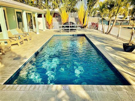 Bahia Paradise · Waterfront Pool House | Sleeps 12 | Free Golf Cart, Indian Rocks Beach, Florida ...