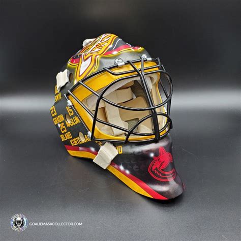 Thatcher Demko Goalie Mask Unsigned Vancouver Retro Matte – Goalie Mask Collector