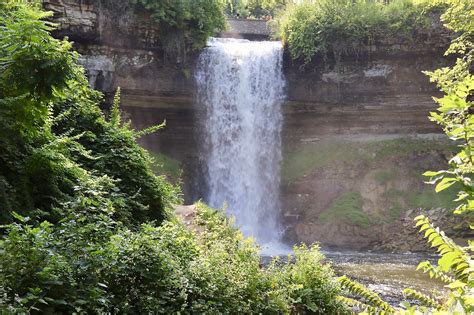 Minnehaha Falls Park - Minneapolis, MN - Brianne Sieberg