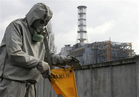 Chernobyl Disaster True Story | POPSUGAR Entertainment
