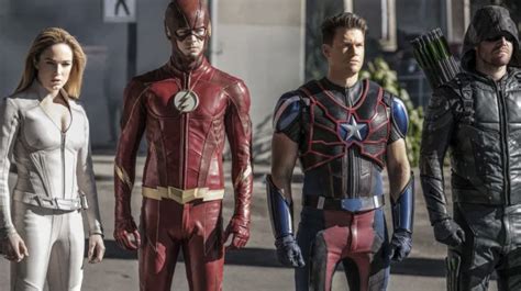 Who is in the cast of The Flash season 8? | The US Sun