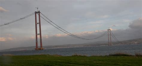 Dardanelles Bridge in Turkey: world's longest suspension bridge u/c