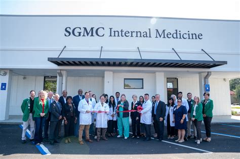 SGMC Cuts Ribbon at Internal Medicine Practice on Park Avenue - SGMC Health