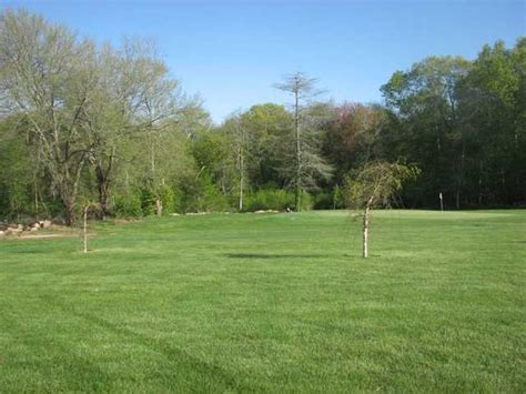 Wood River Golf Course in Hope Valley, Rhode Island, USA | Golf Advisor