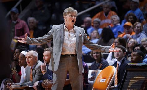 Carla Cohen Buzz: Tennessee Women's Basketball Coach Holly