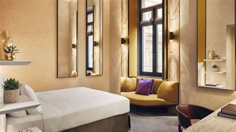 Luxury Rooms and Suites with private Terraces | Park Hyatt Milan