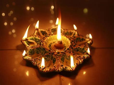 Diwali Decorations Ideas for Office and Home - Easyday