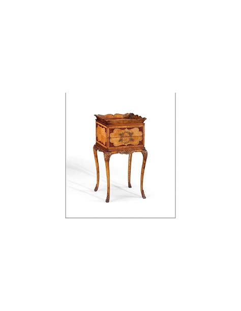 Luxury Furniture Carved Lamp Table