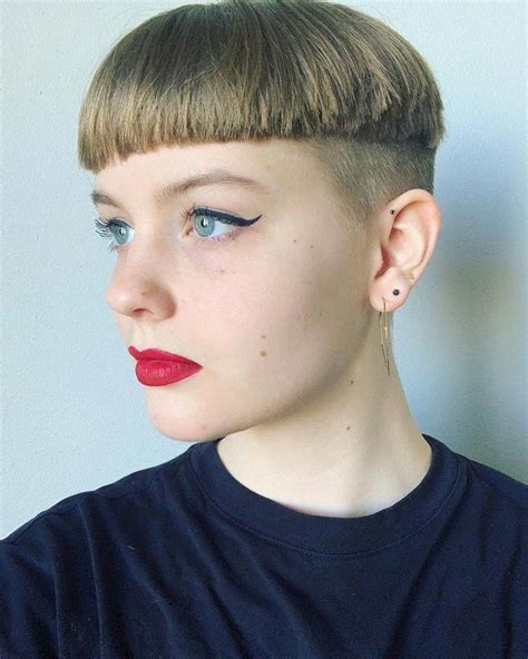 #hairstyles in 2020 | Bowl haircuts, Bowl haircut women, Super short hair