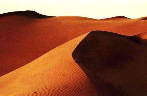Stock Pictures: Sand and the Dubai desert
