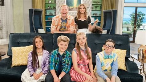 Richie Rich Cast - WeSharePics