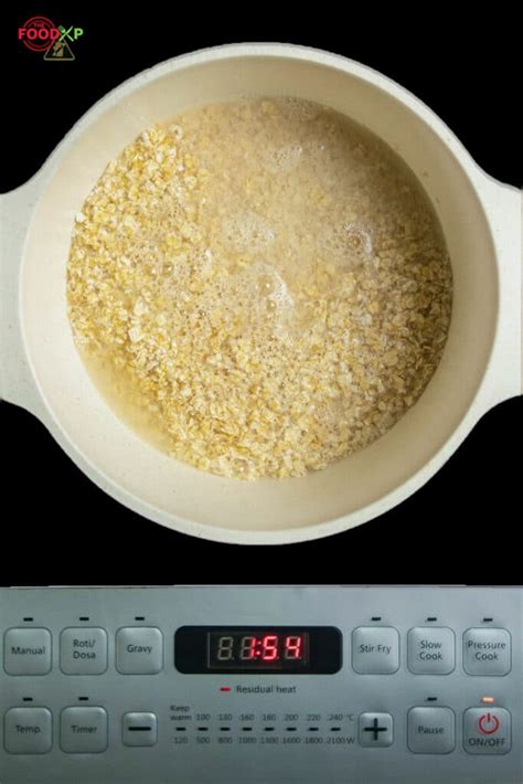 Appetizing McDonald's Oatmeal Copycat Recipe - TheFoodXP