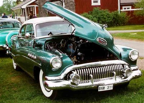 1951 Buick Roadmaster - Information and photos - MOMENTcar