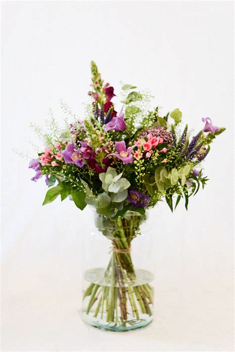 The Mauve | Luxury florists, Sympathy flowers, Florist