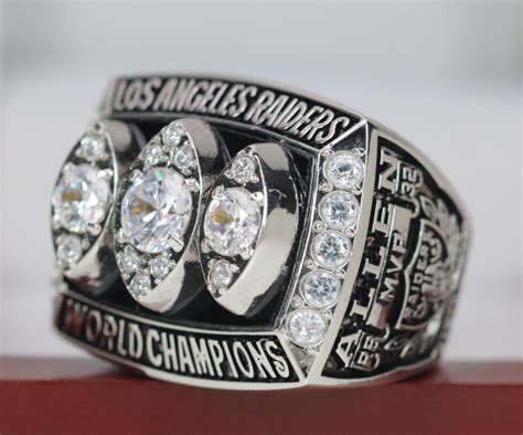 1983 Oakland Raiders super bowl Championship Ring 7-15 size