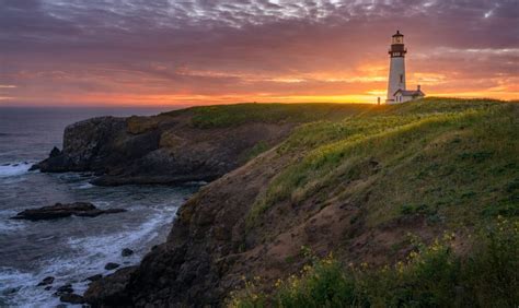 Lighthouses near Astoria, OR | Astoria Riverwalk Inn