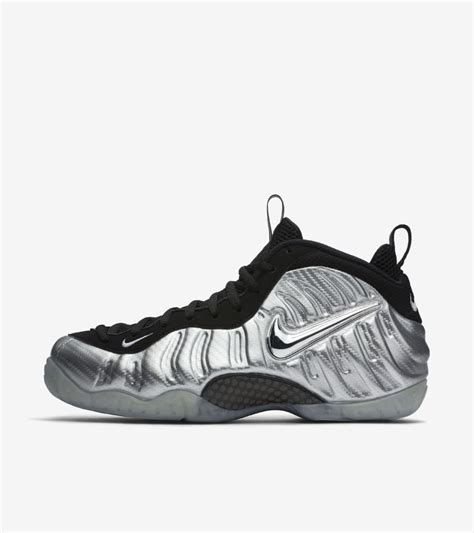 Nike Air Foamposite Pro 'Metallic Silver'. Nike SNKRS