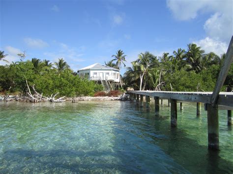 Belize – Caribbean Cayes, Wildlife and Mayan Sites - Global Sherpa