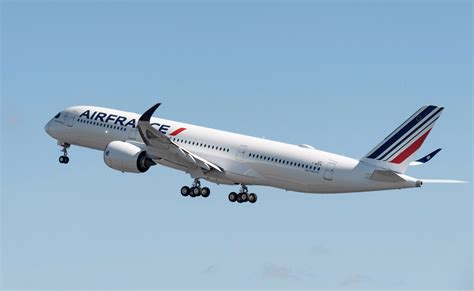 Air France officiellement propriétaire de son premier Airbus A350-900 ...