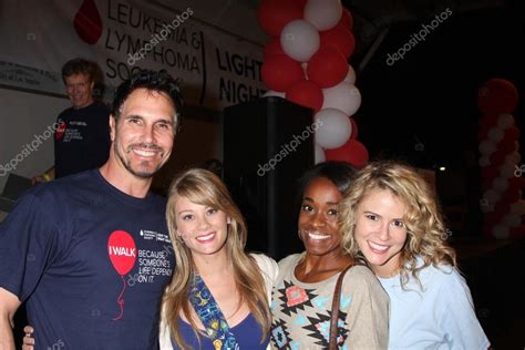 Don Diamont, Kim Matula, Kristolyn Lloyd, Linsey Godfrey – Stock ...