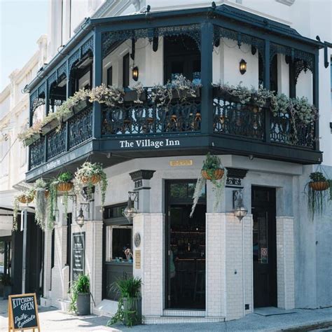 Best Pub Paddington | The Village Inn