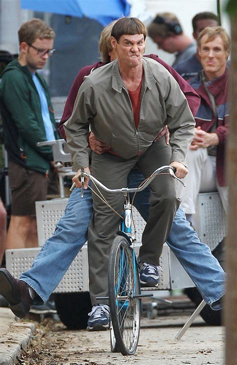 'Dumb and Dumber 2' Set Pics: Harry and Lloyd Ride a Bike