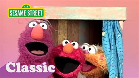 Sesame Street Zoe Elmo Grouchland