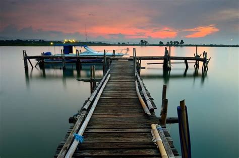 Pantai Marina Semarang Jawa Tengah, Keindahan Alam Pesisir