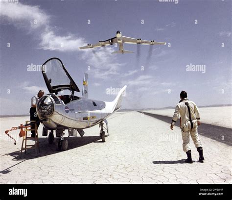 NASA HL-10 lifting body research aircraft with a NASA B-52 launch ...