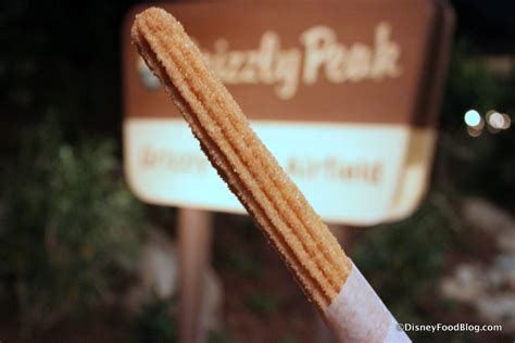 Disneyland Resort Churros and Churro Carts | the disney food blog