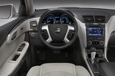 2009-15 Chevrolet Traverse | Consumer Guide Auto