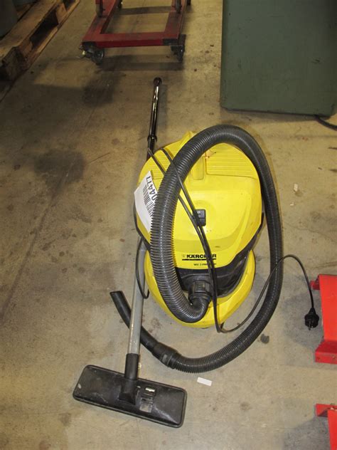 Industrial vacuum cleaner Kärcher WD3 Premium - PS Auction - We value ...