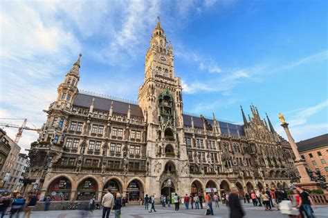 Munich Old Town Walking Tour: The Making Of Munich - Context Travel ...