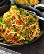 Hakka Noodles Recipe | Vegetable Hakka Noodles | व्हेज हक्का नूडल्स ...