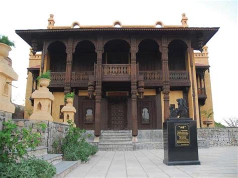 Fort Jadhavgadh, Pune, India - Photos, Room Rates & Promotions