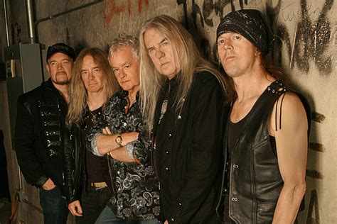 Saxon Interview - Heavy Music Headquarters