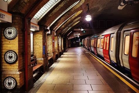 London Underground Tour & Tour Of The Subterranean Postal Museum: Triphobo