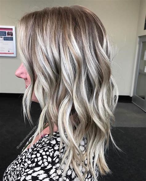 20 Adorable Ash Blonde Hairstyles to Try: Hair Color Ideas 2021