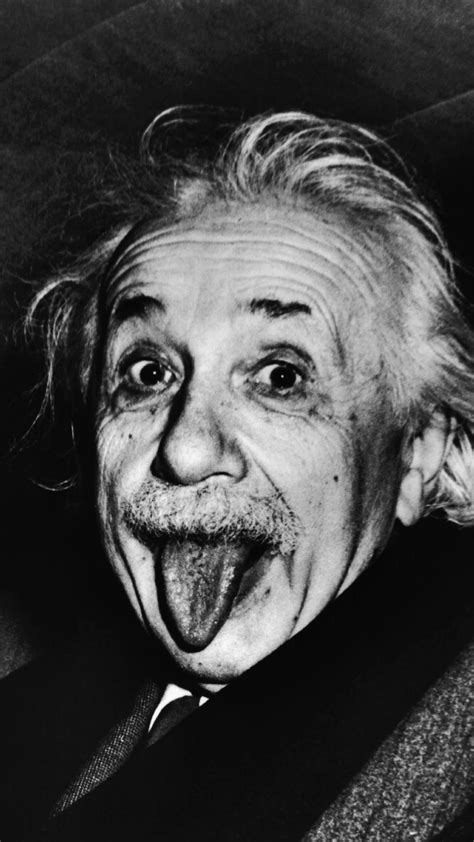 Albert Einstein HD Wallpaper