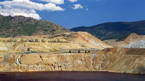 The Scientists Searching for Helpful Microbes in the Toxic Berkeley Pit ...