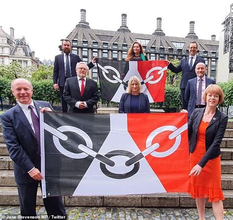 Official Black Country flag is BANNED by the fire service for fears it is linked to slavery ...