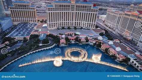 Bellagio Fountain Show, Las Vegas Editorial Image - Image of america ...