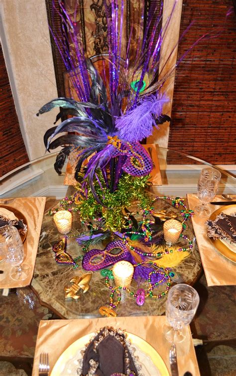 Southern Charm: Mardi Gras Tablescape