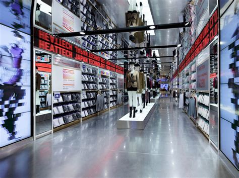 Uniqlo flagship store by Wonderwall, New York » Retail Design Blog