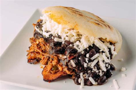 Pabellón Arepas: A Fusion of Classic Venezuelan Foods